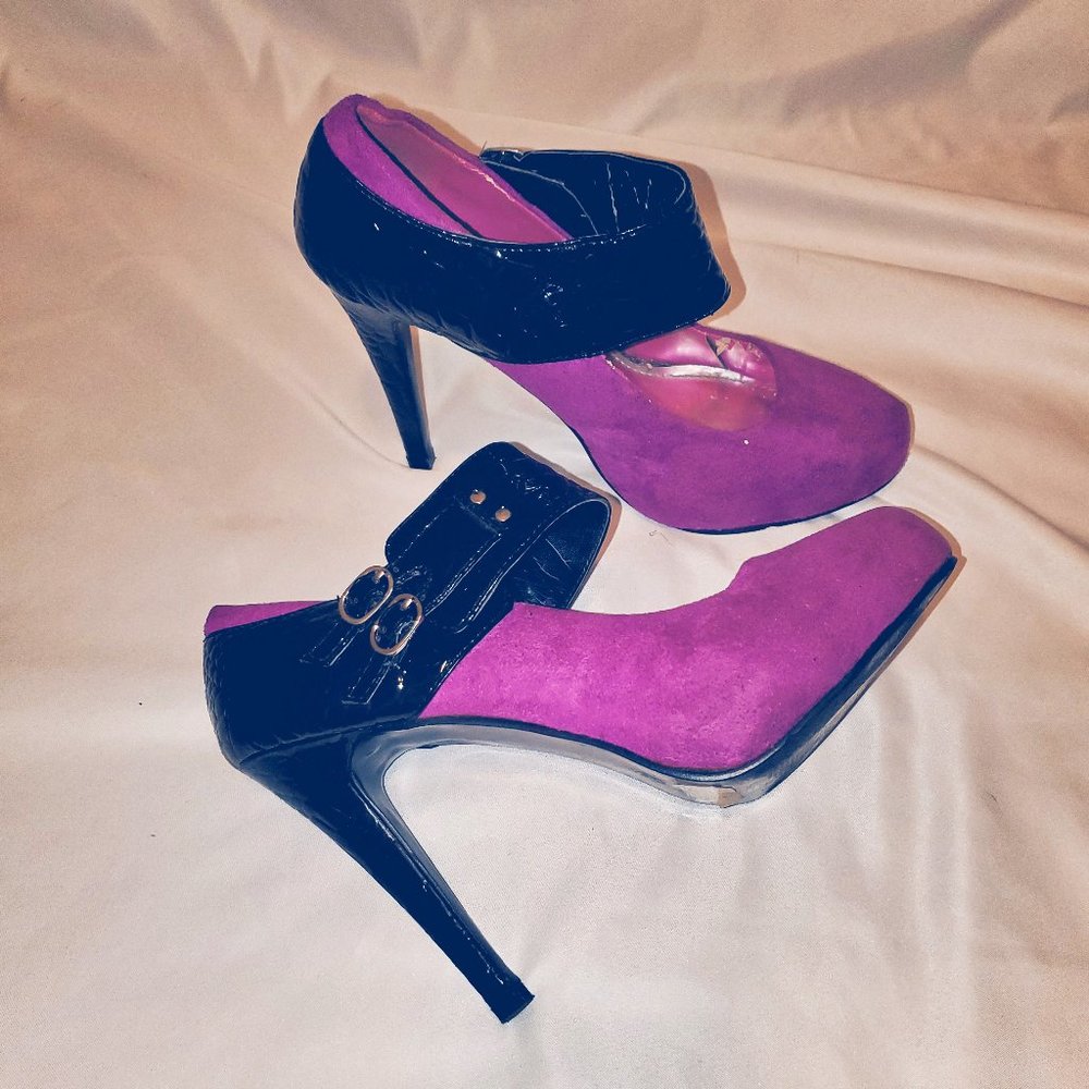 Herstyle Black and Fuscia Stilettos